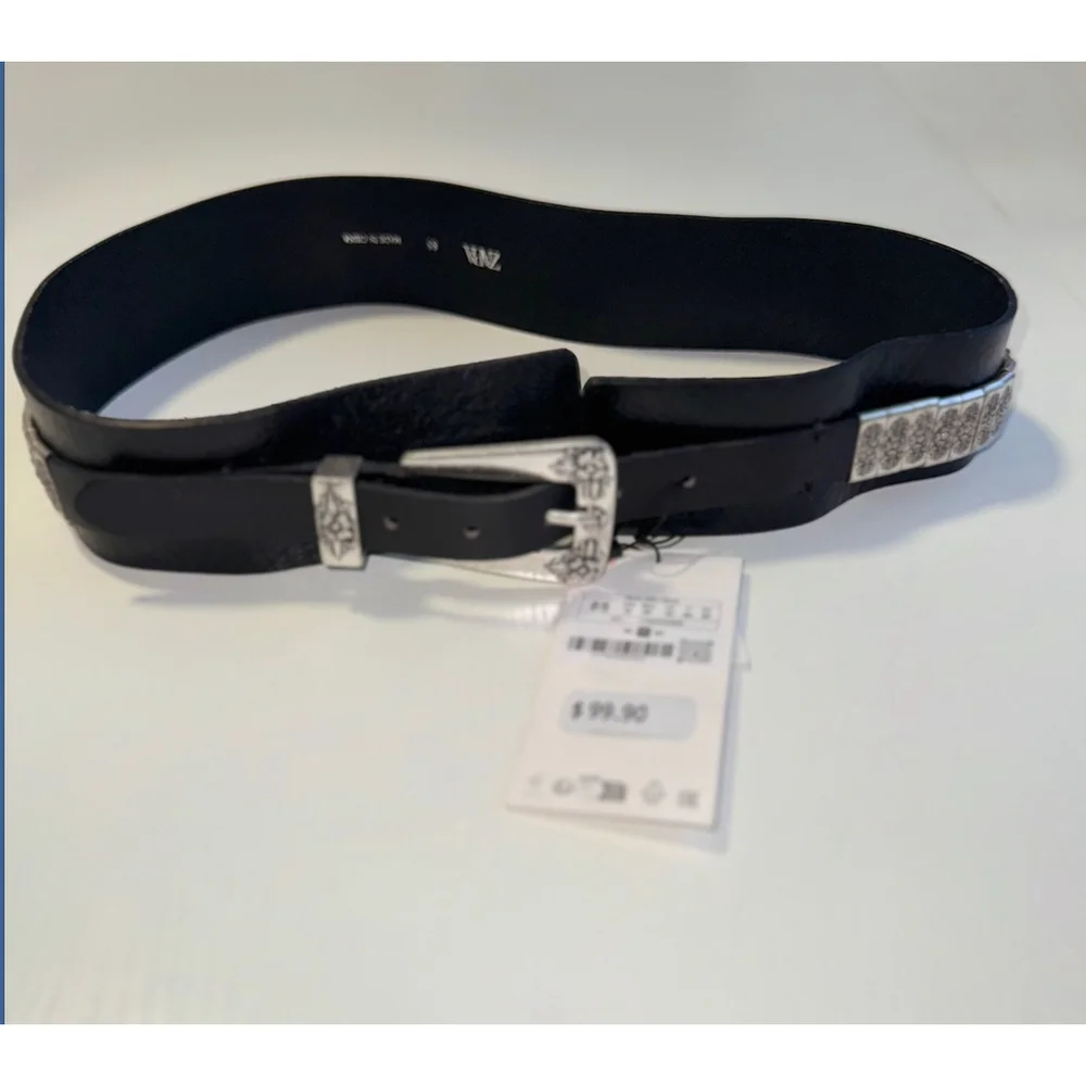 Leather Belt with Metal Pieces Size 32 US